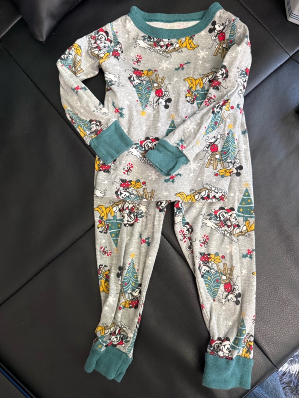 Disney Mickey & Friends Gray Pajama Top with Teal Trim Size 3T EUC